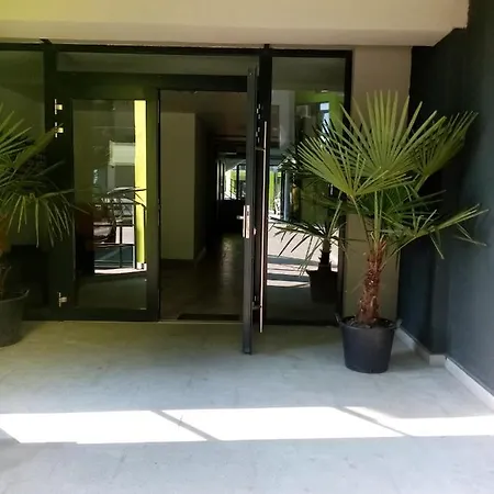 Sunrise Apartment